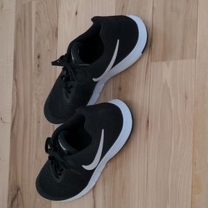 Nike Flex Experience RN 6